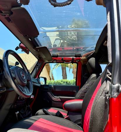 2017 Wrangler Willys Wheeler 2D V6 manual