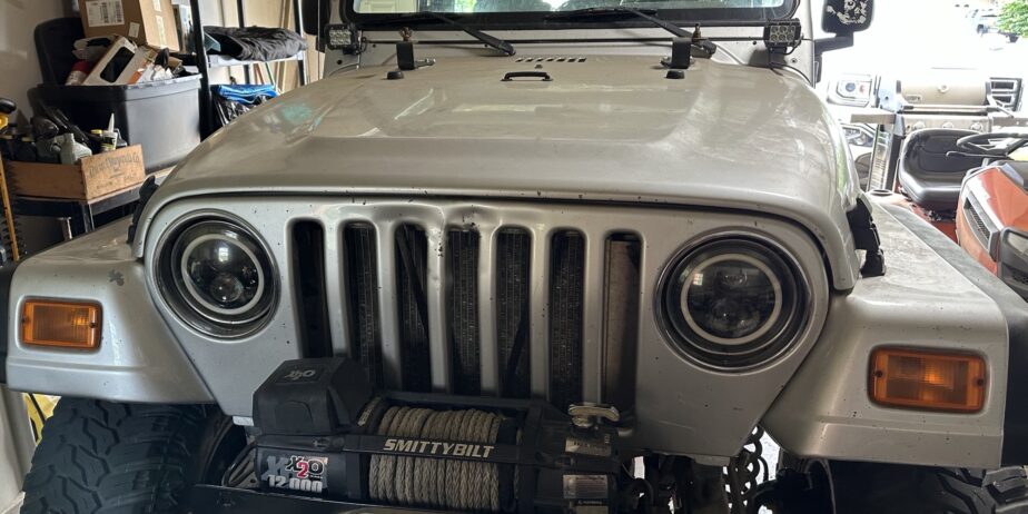 2004 Jeep Wrangler – Rock Climber – The Jeep has a lot of after-market parts