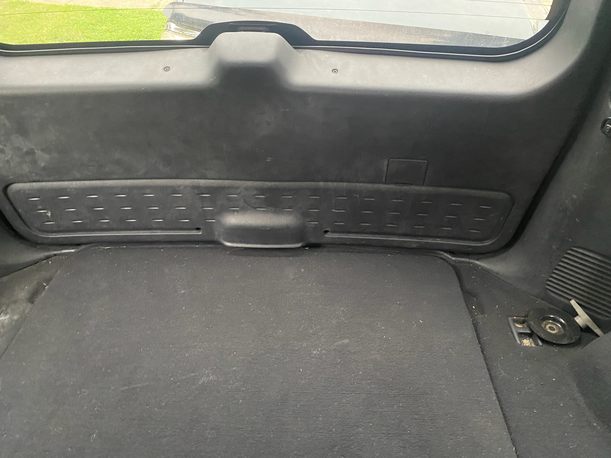Vintage Cherokee Laredo 2002