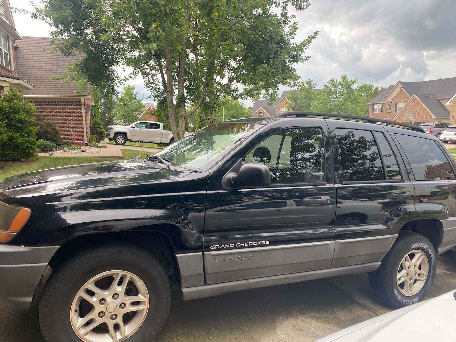Vintage Cherokee Laredo 2002