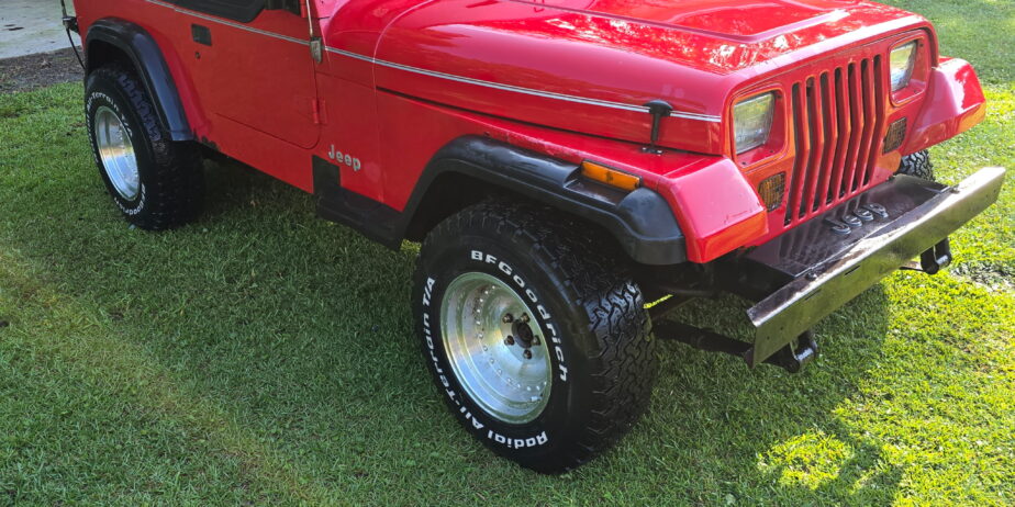 1992 Jeep Wranler, 4 cylinder, manual transmission-149,587 original miles