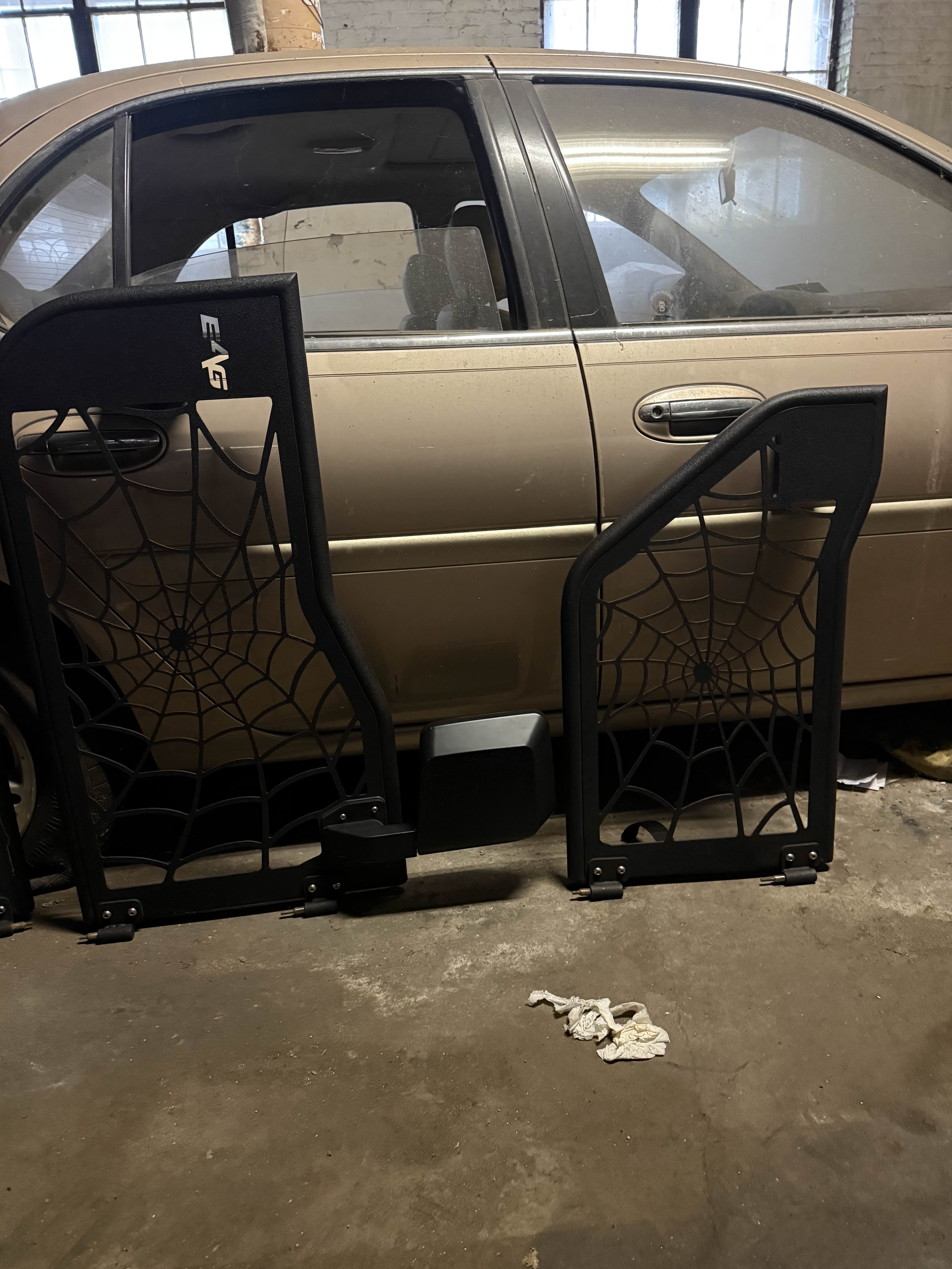 Extreem Tarain Spiderweb doors
