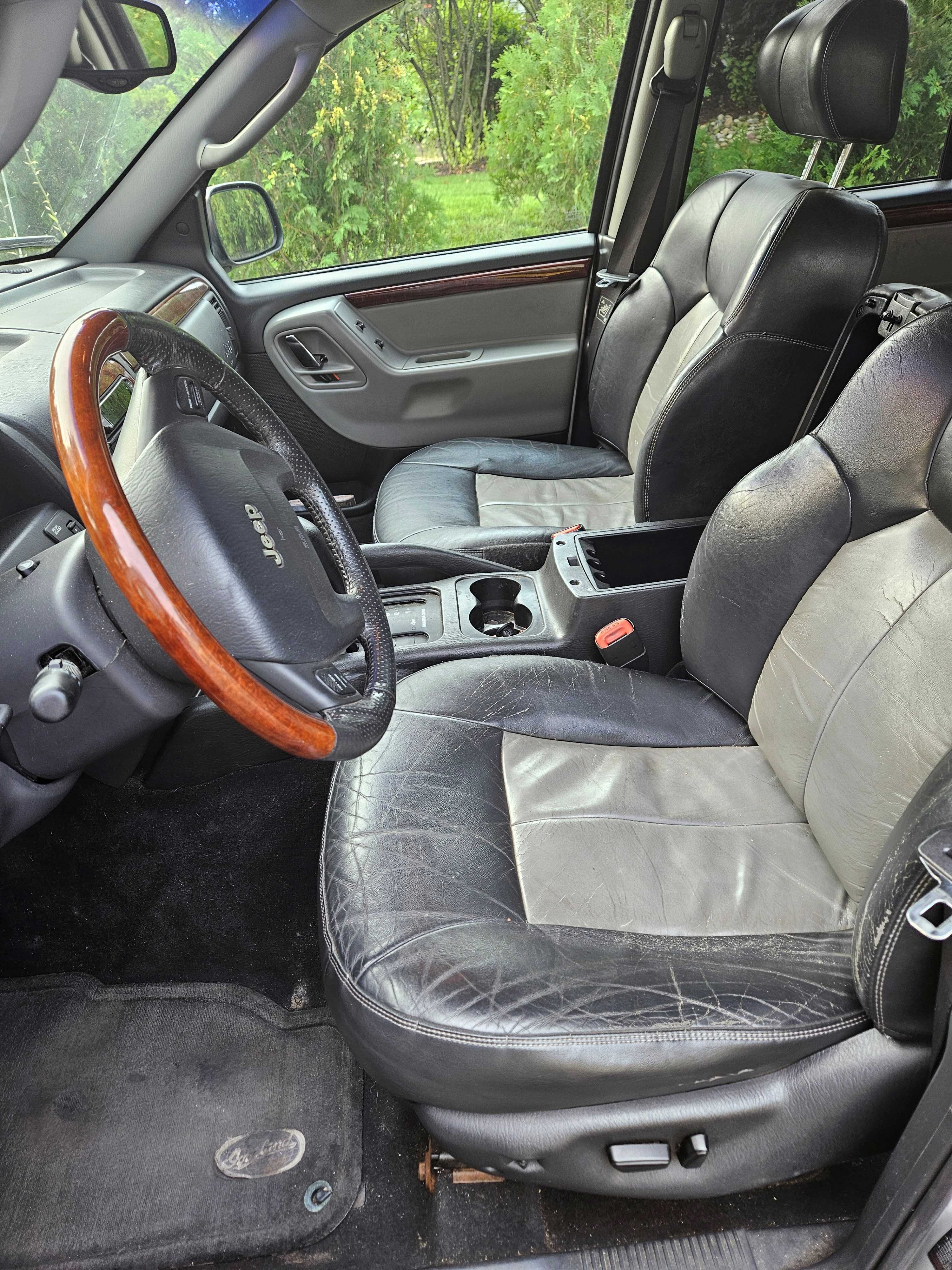 2004 Grand Cherokee Overland