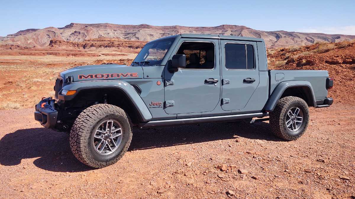 2024 Gladiator Mojave X – AMAZING JEEP for sale!