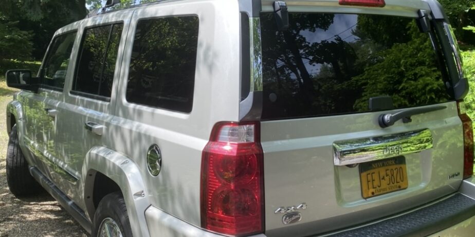 Jeep Commander Overland 09 RARE Graystone Color! Hemi 5.7