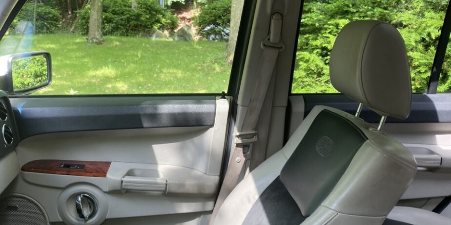 Jeep Commander Overland 09 RARE Graystone Color! Hemi 5.7