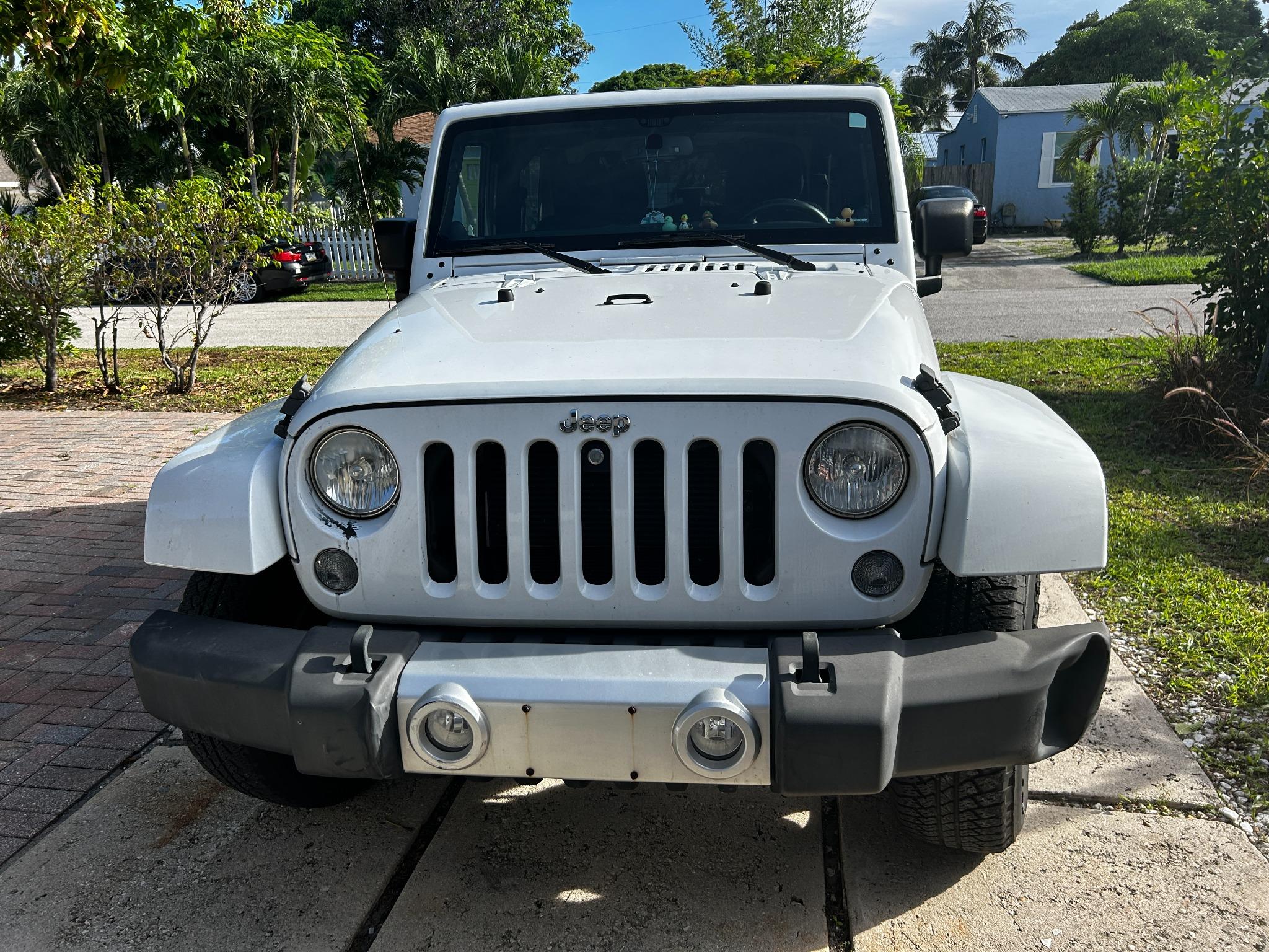 2017 Jeep Wrangler Sahara – 2 Door – Low Miles