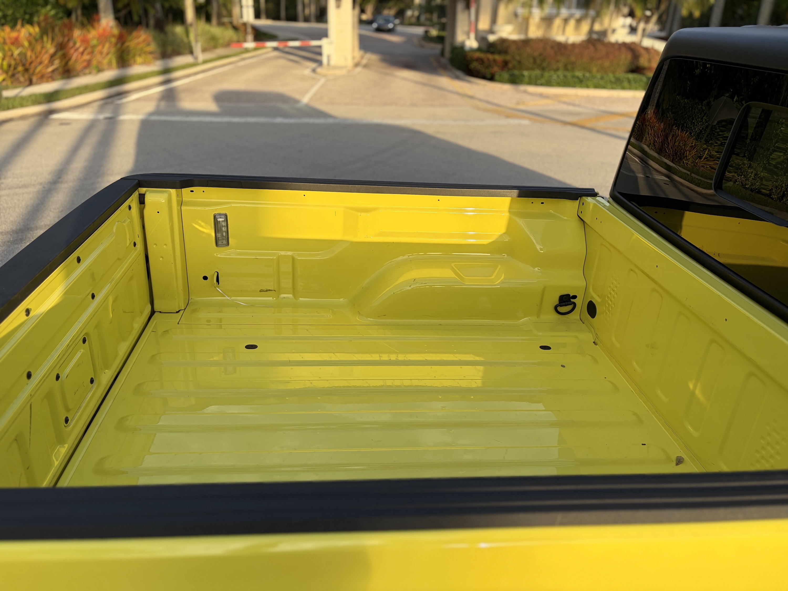 2023 Jeep Gladiator Sport S ROCKY RIDGE