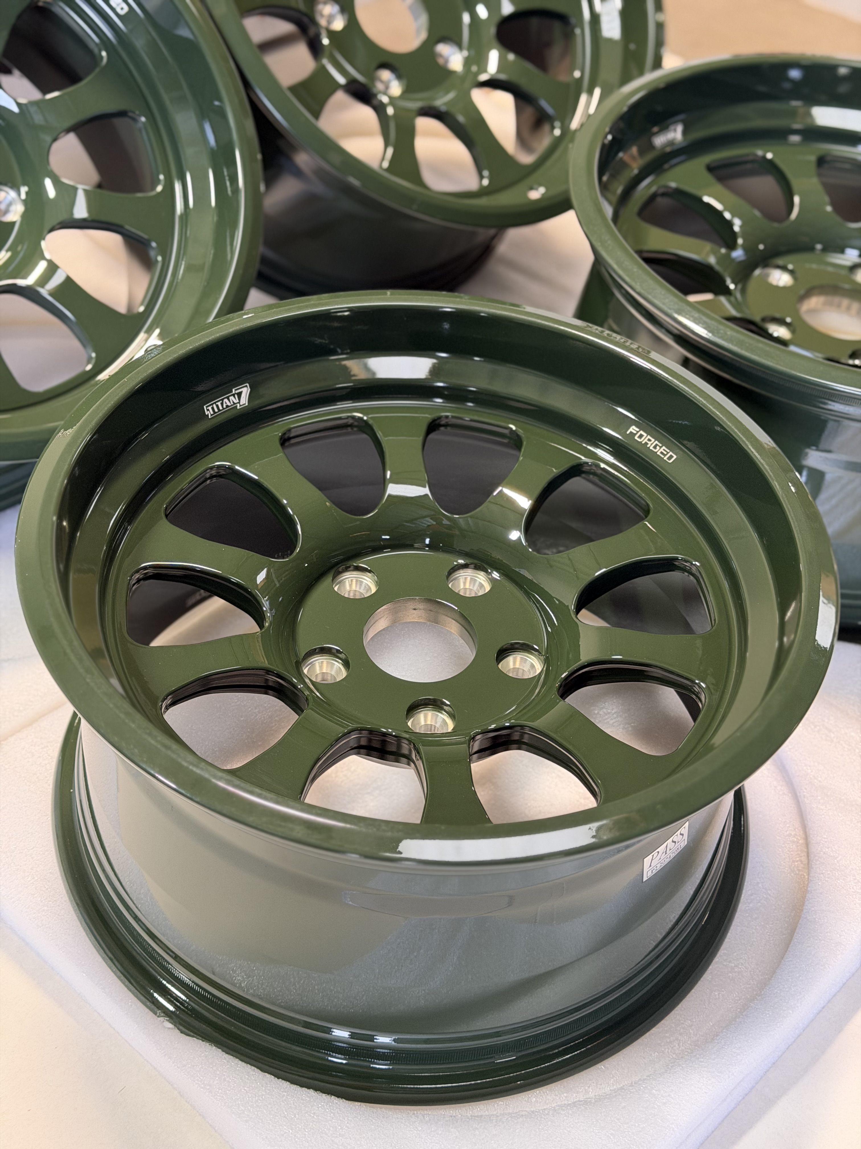 F.S. Titan-7 T-AK1 and T-AK2 17″ Forged Wheels, Light weight.