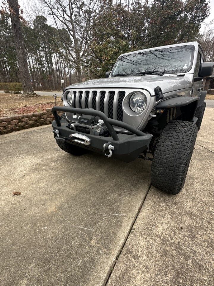 2019 Wrangler – CLEAN pavement princess