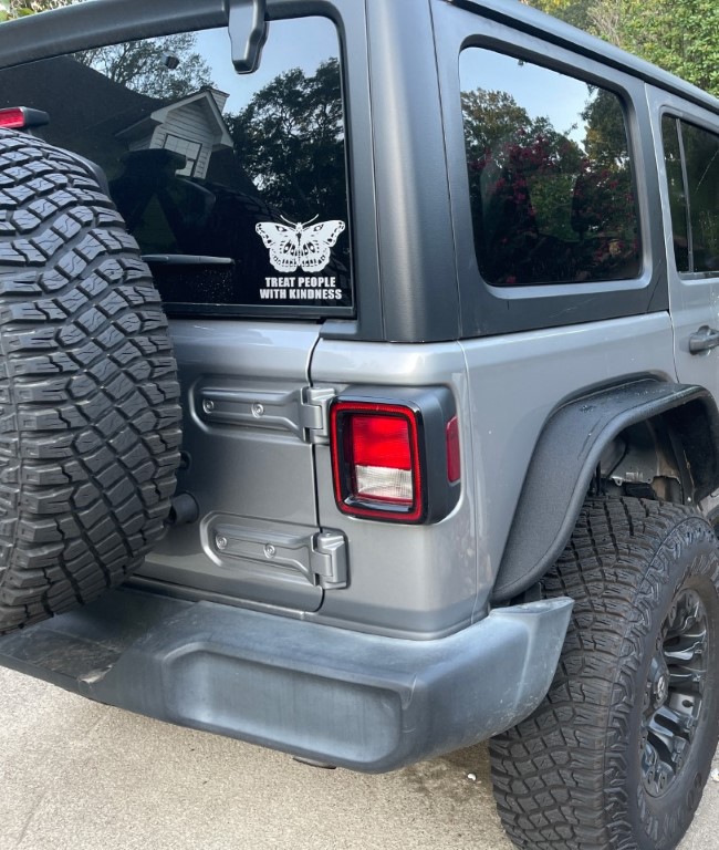 2019 Wrangler – CLEAN pavement princess