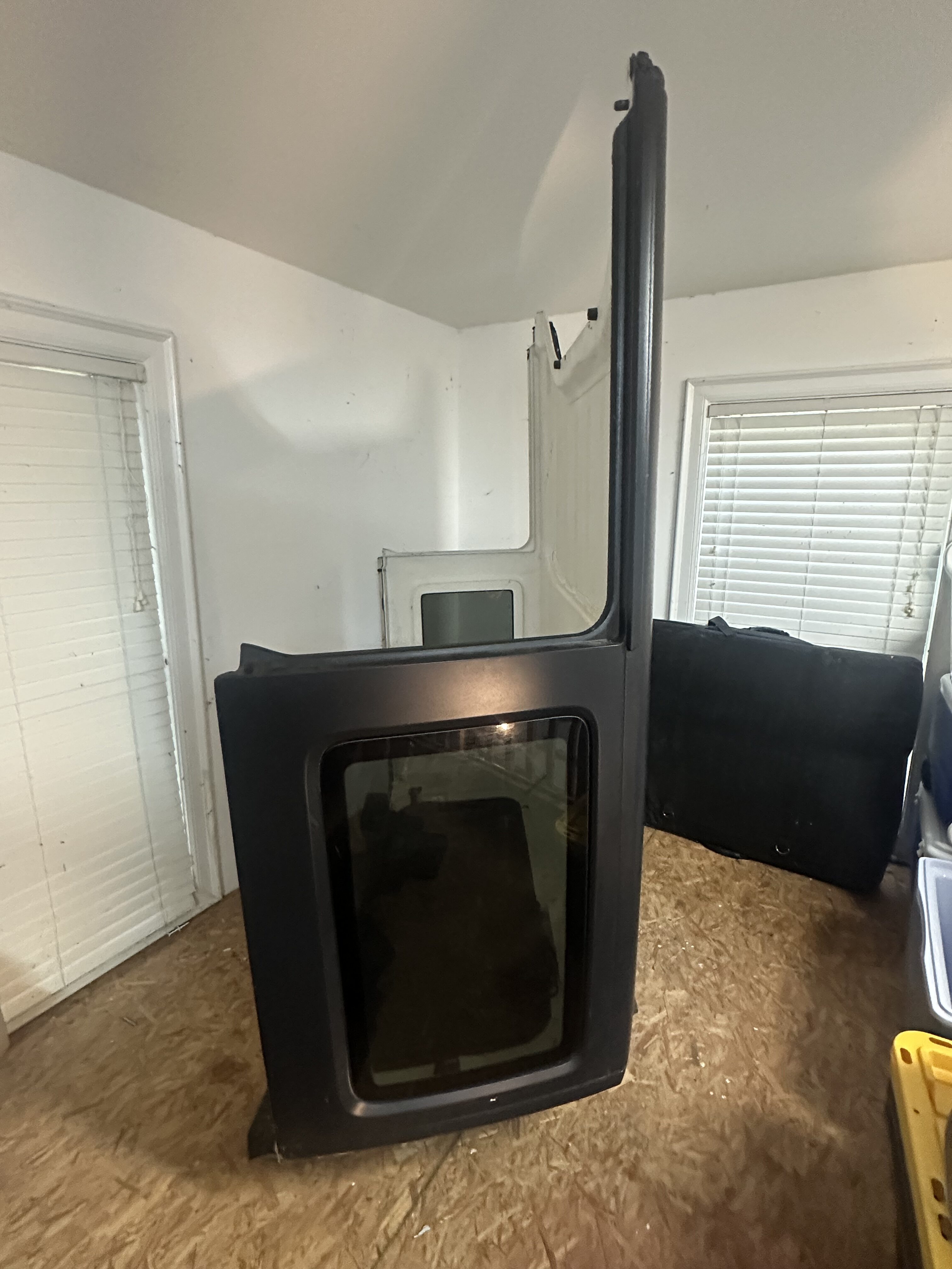 2014 OEM Hard Top – 4 dr Wrangler