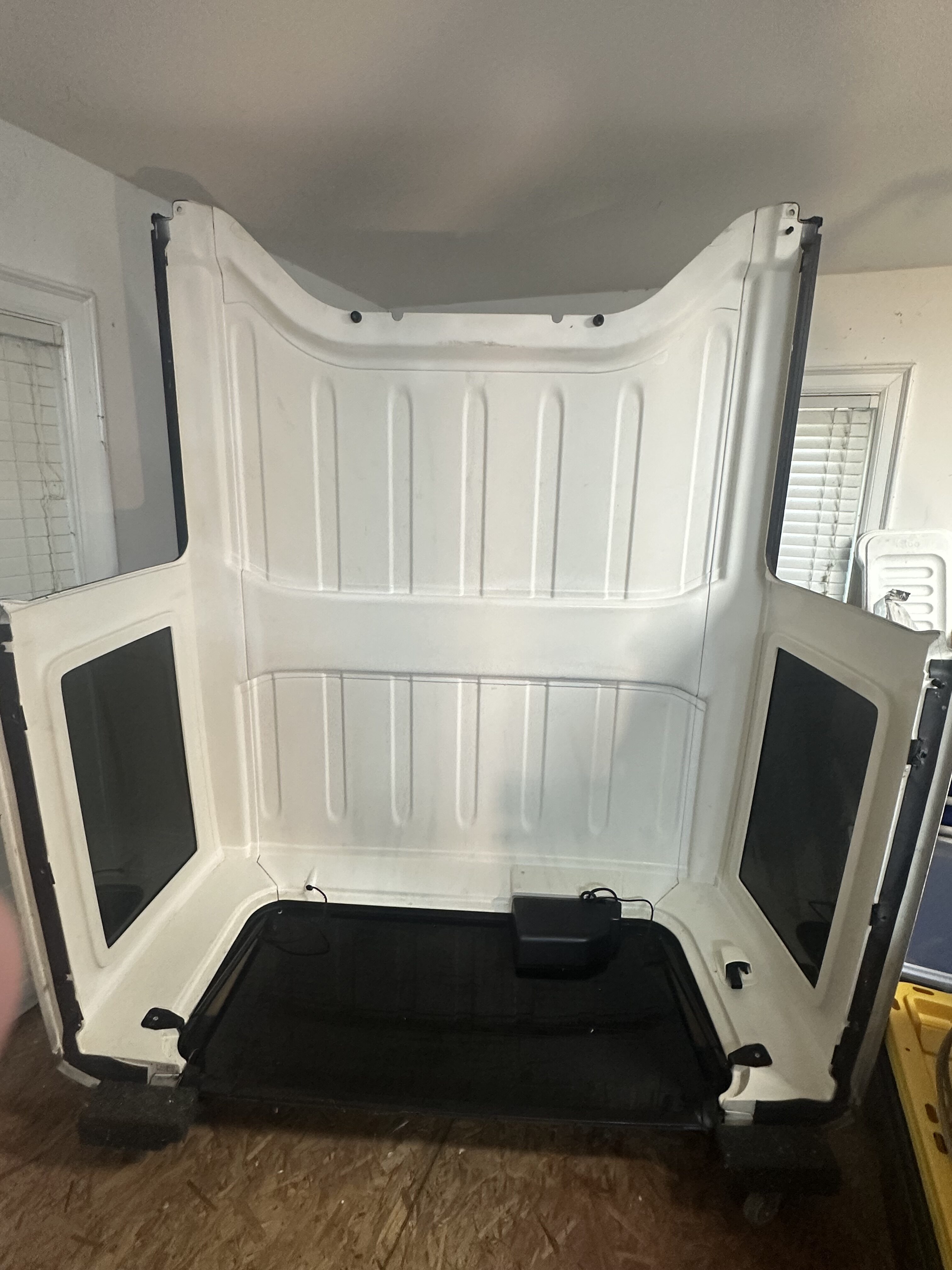 2014 OEM Hard Top – 4 dr Wrangler